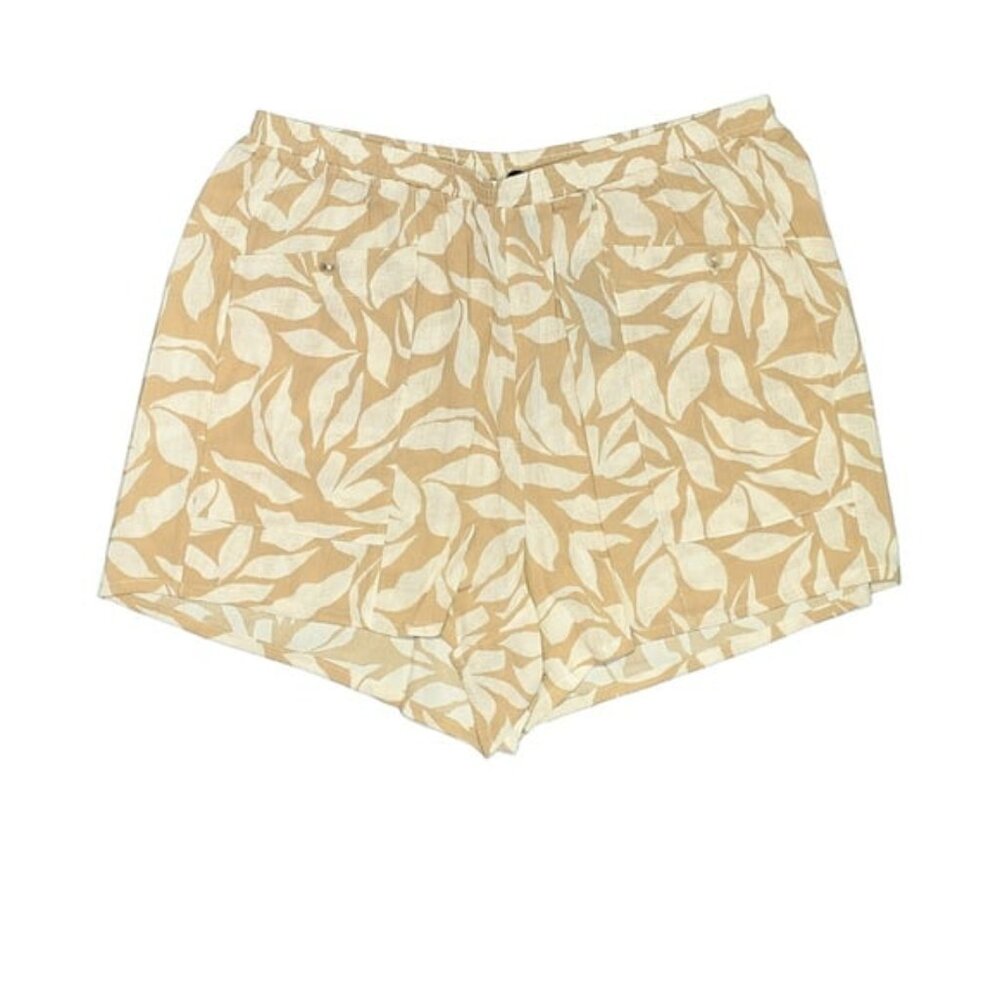 NWT Torrid Pull-On High-Rise Cargo Short in tan and white leaf print Size 1X - Picture 3 of 5